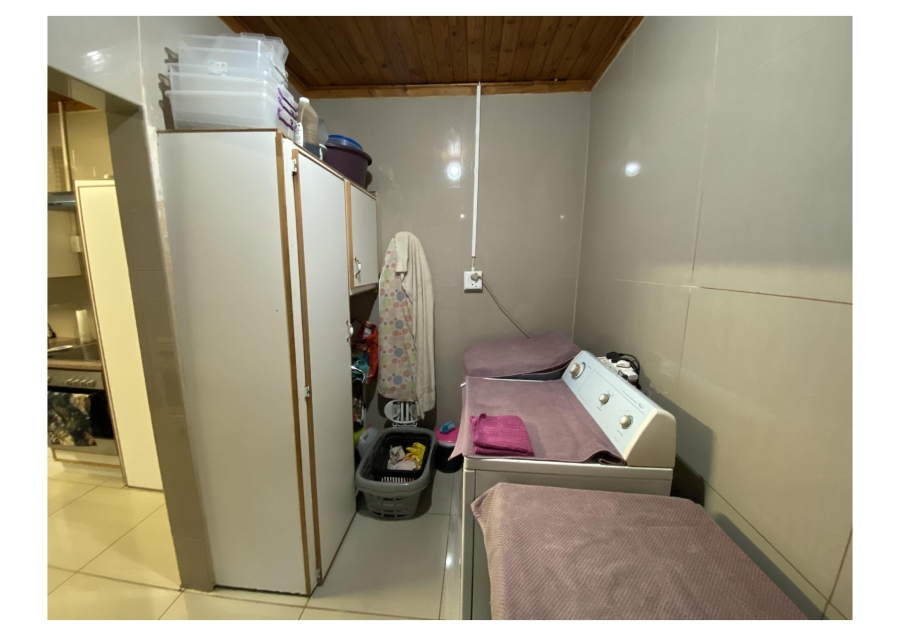 3 Bedroom Property for Sale in Grimbeeck Park North West